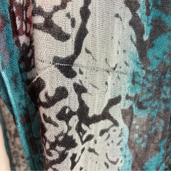 Bundle of 2 Fashion Scarves- Red and Blue - Picture 11 of 12